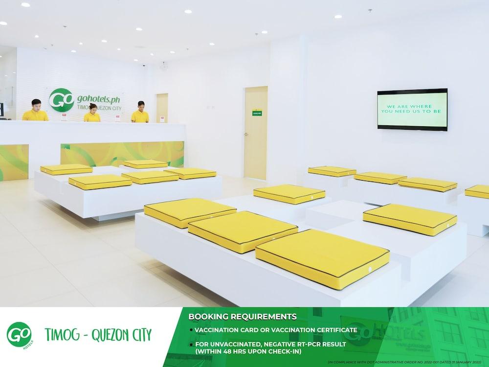 Go Hotels Timog Quezon City Eksteriør billede