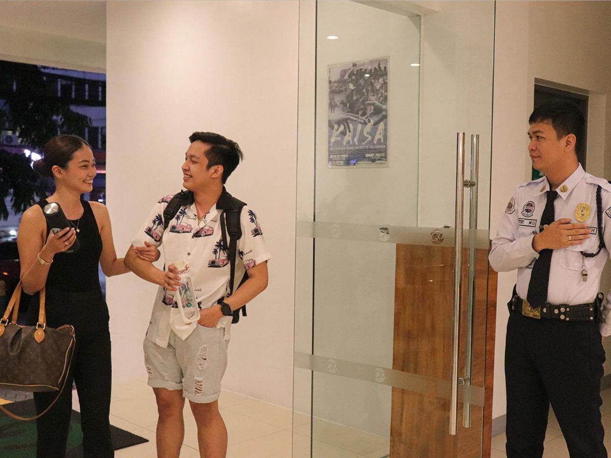 Go Hotels Timog Quezon City Eksteriør billede