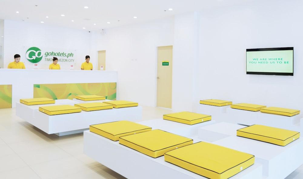 Go Hotels Timog Quezon City Eksteriør billede