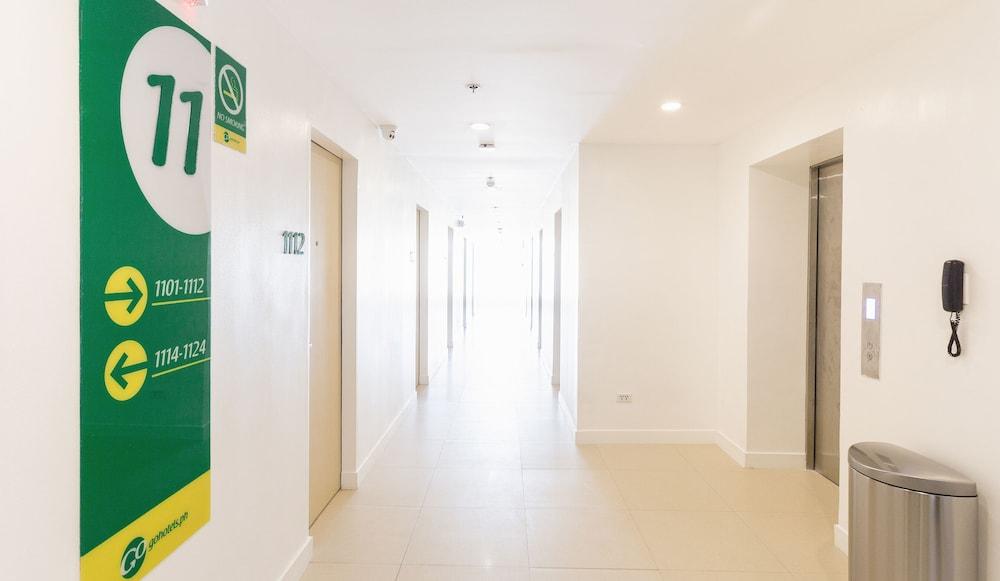Go Hotels Timog Quezon City Eksteriør billede