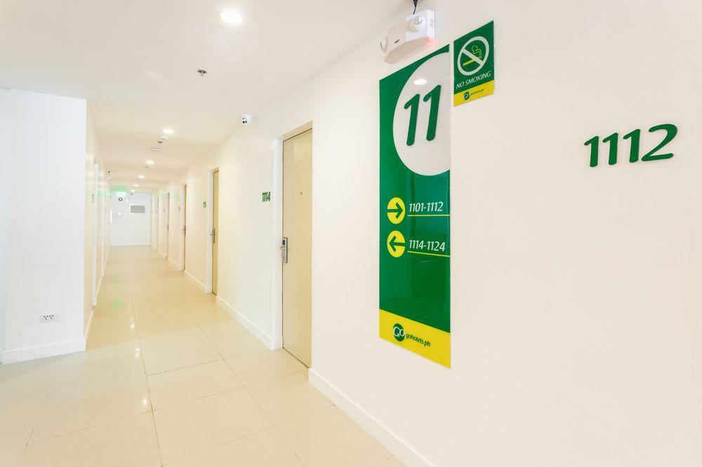 Go Hotels Timog Quezon City Eksteriør billede